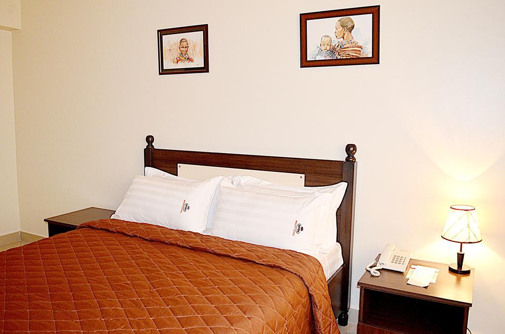 Marie'S Royale Hotel คัมพาลา ห้อง รูปภาพ