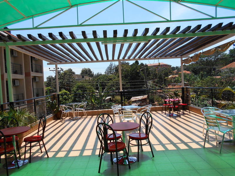 Marie'S Royale Hotel คัมพาลา ภายนอก รูปภาพ