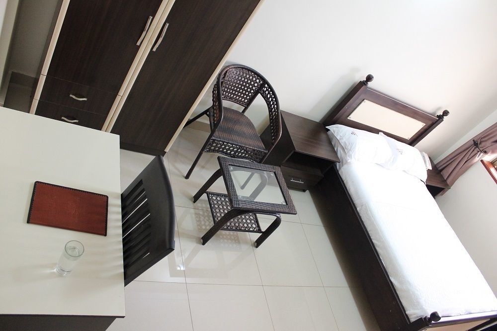 Marie'S Royale Hotel คัมพาลา ภายนอก รูปภาพ